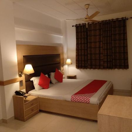 Hotel Arina Inn Neu-Delhi Exterior foto