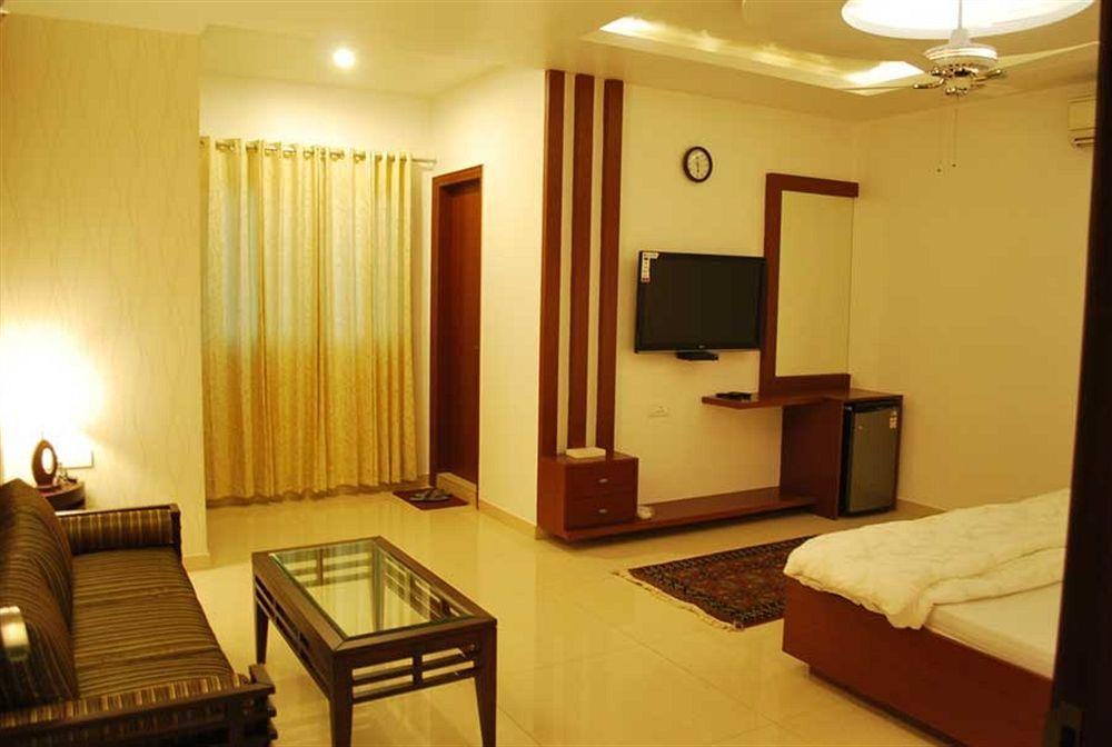 Hotel Arina Inn Neu-Delhi Exterior foto