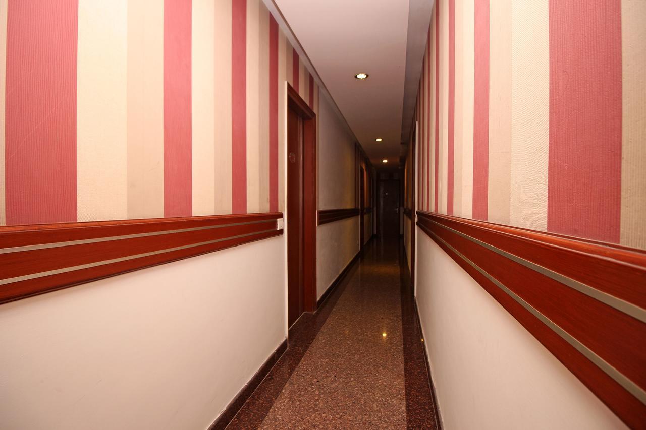 Hotel Arina Inn Neu-Delhi Exterior foto