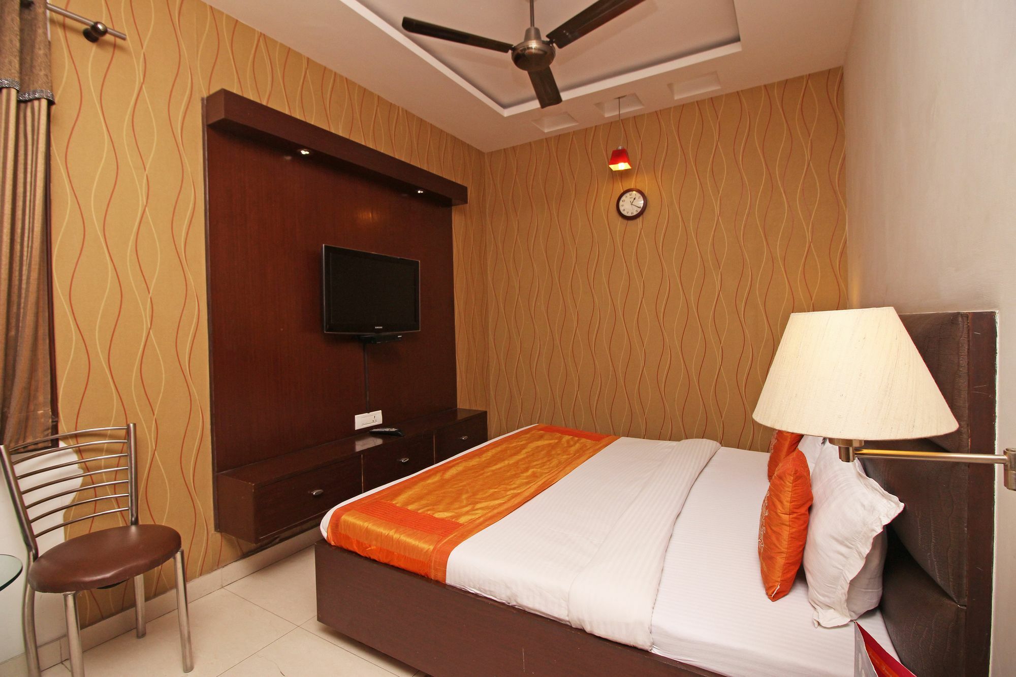 Hotel Arina Inn Neu-Delhi Exterior foto